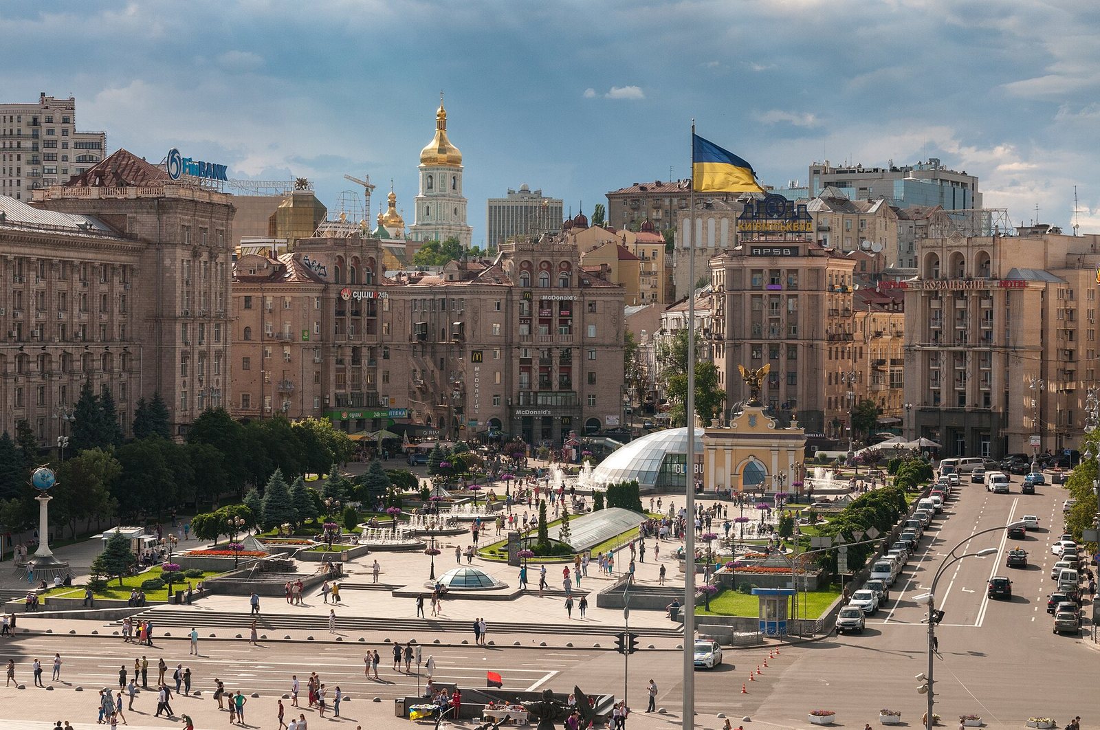 Intensified Russian strikes are tearing Kyiv apart, warns mayor