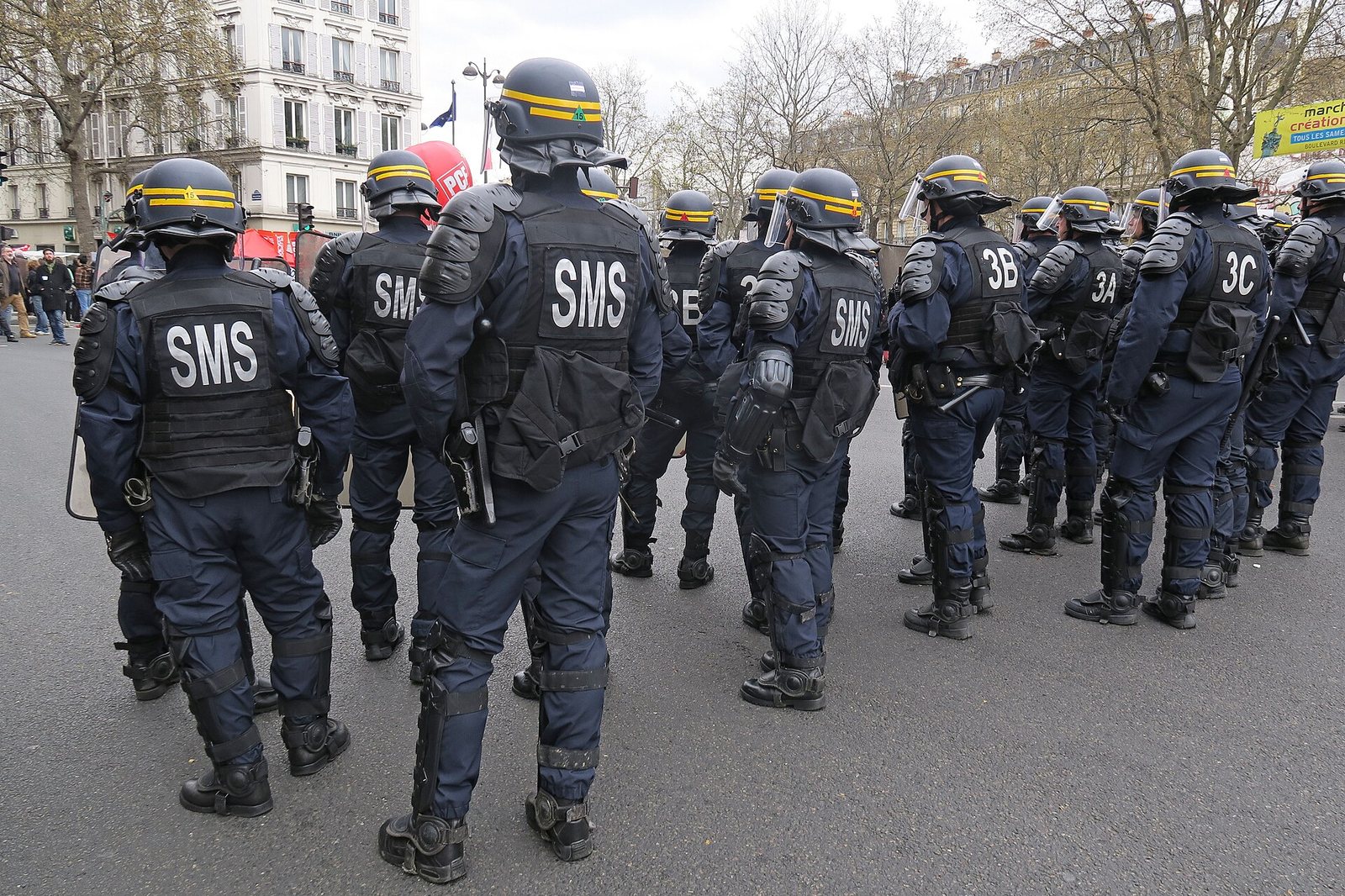 Riot police clash with students as education protests rage in France